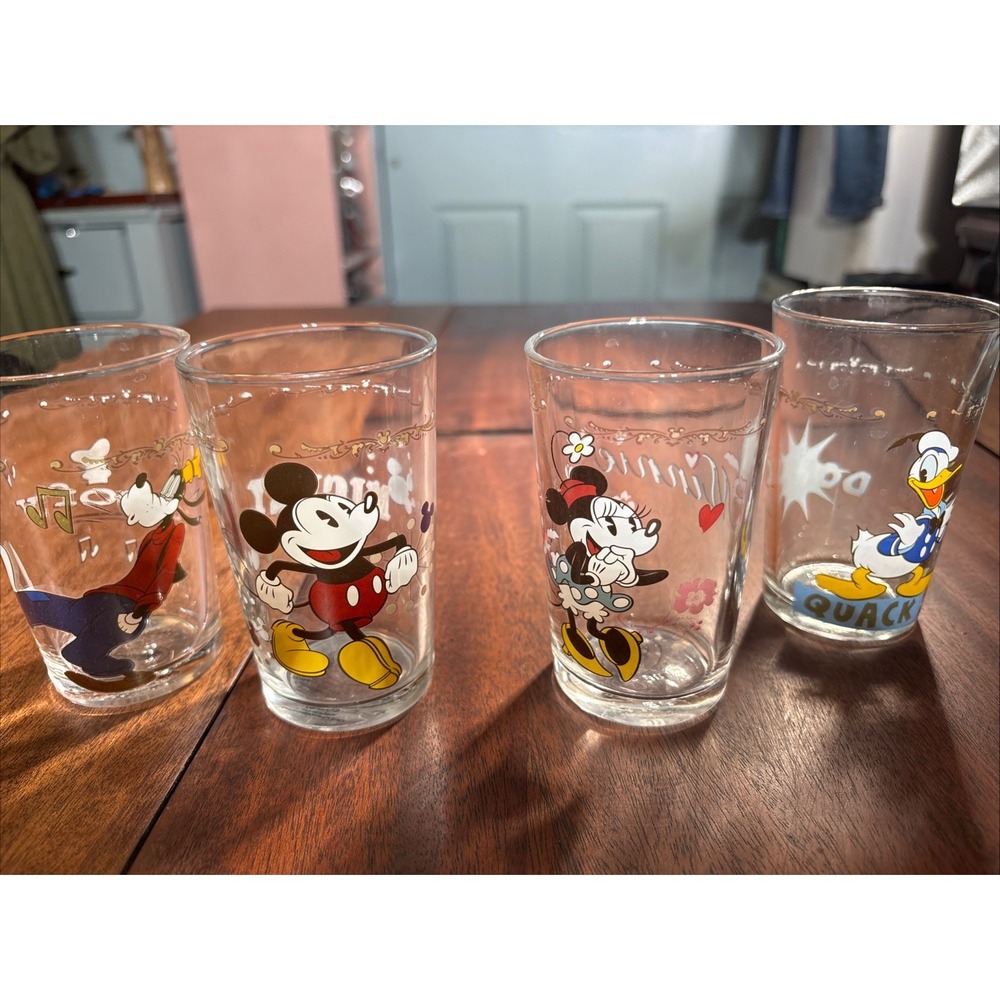 Disney‎ Lot Of 4 Juice Glasses. Micky Mouse, Minnie, Donald, Goofy